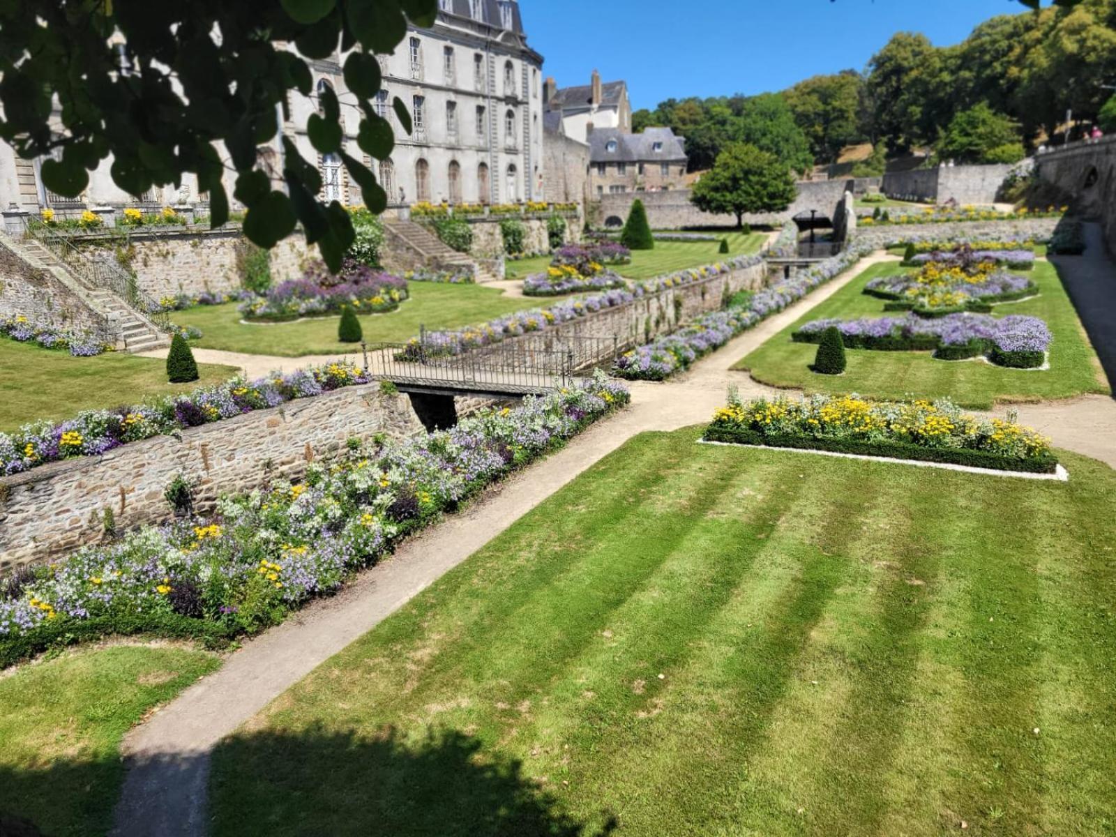 Gite De La Muse Centre Ville - Jardin Sérent Extérieur photo